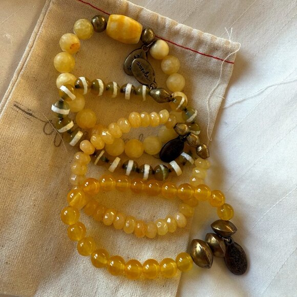 Gorgeous Golden Yellow Beaded Bracelets - Set of 4 ✨ - Picture 3 of 13